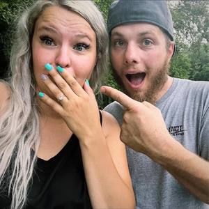 Meet your Posher, Clinton